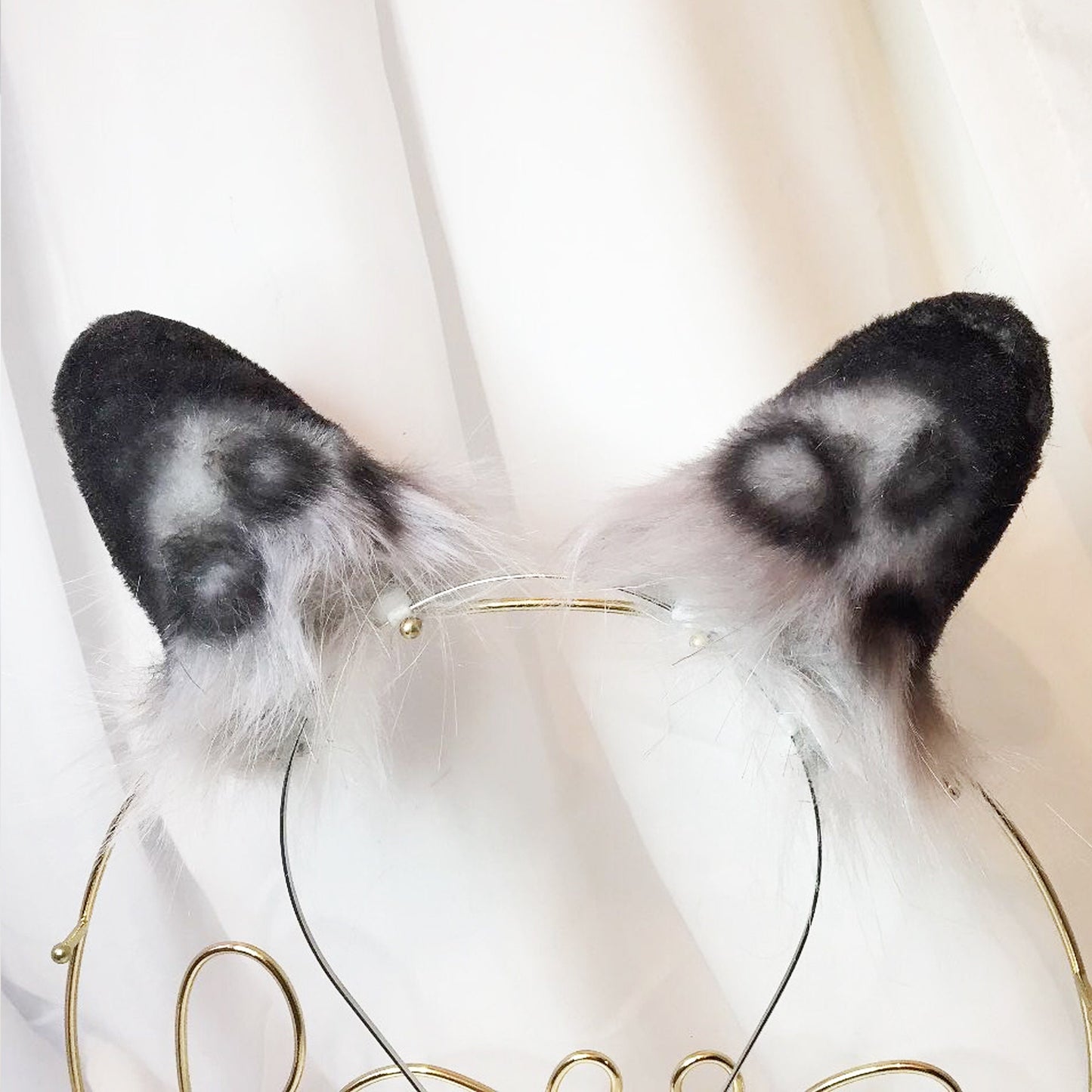 white tiger ears,costume ears,animal ears, faux fur ears, tiger ears, tiger ear cosplay, cosplay ear, kitten ears, anime cosplay, 172