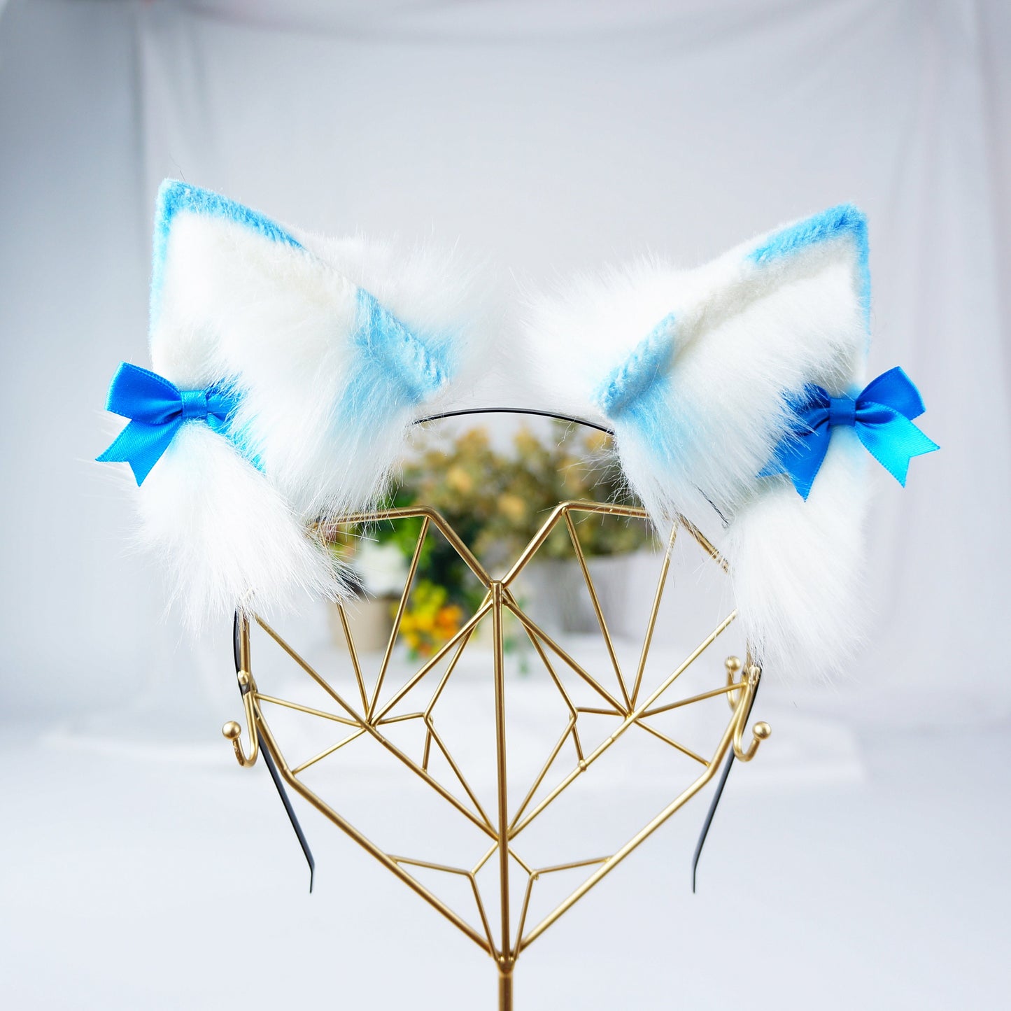 white blue faux fur cat ear cosplay ear neko ear fox ear wolf ear headband kitten ear petplay ear kitten play ear animal ear kittenplay ear