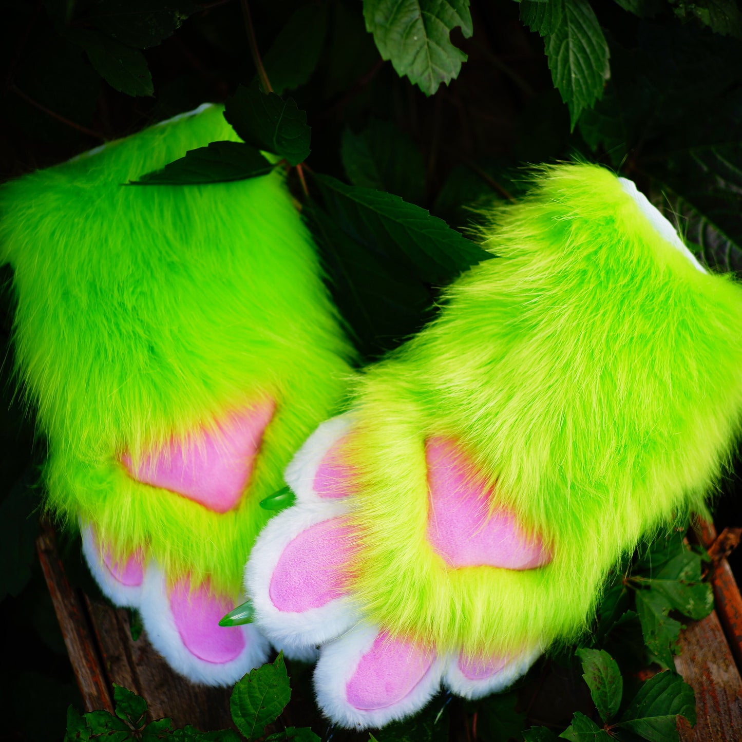 Spirit Green Fursuit Head, Fursuit Commission, Fursuit paws, Fursuit, Furry, Cat Head Furrry, Fursuit Mask, Cat Furry, Fursuit Partial