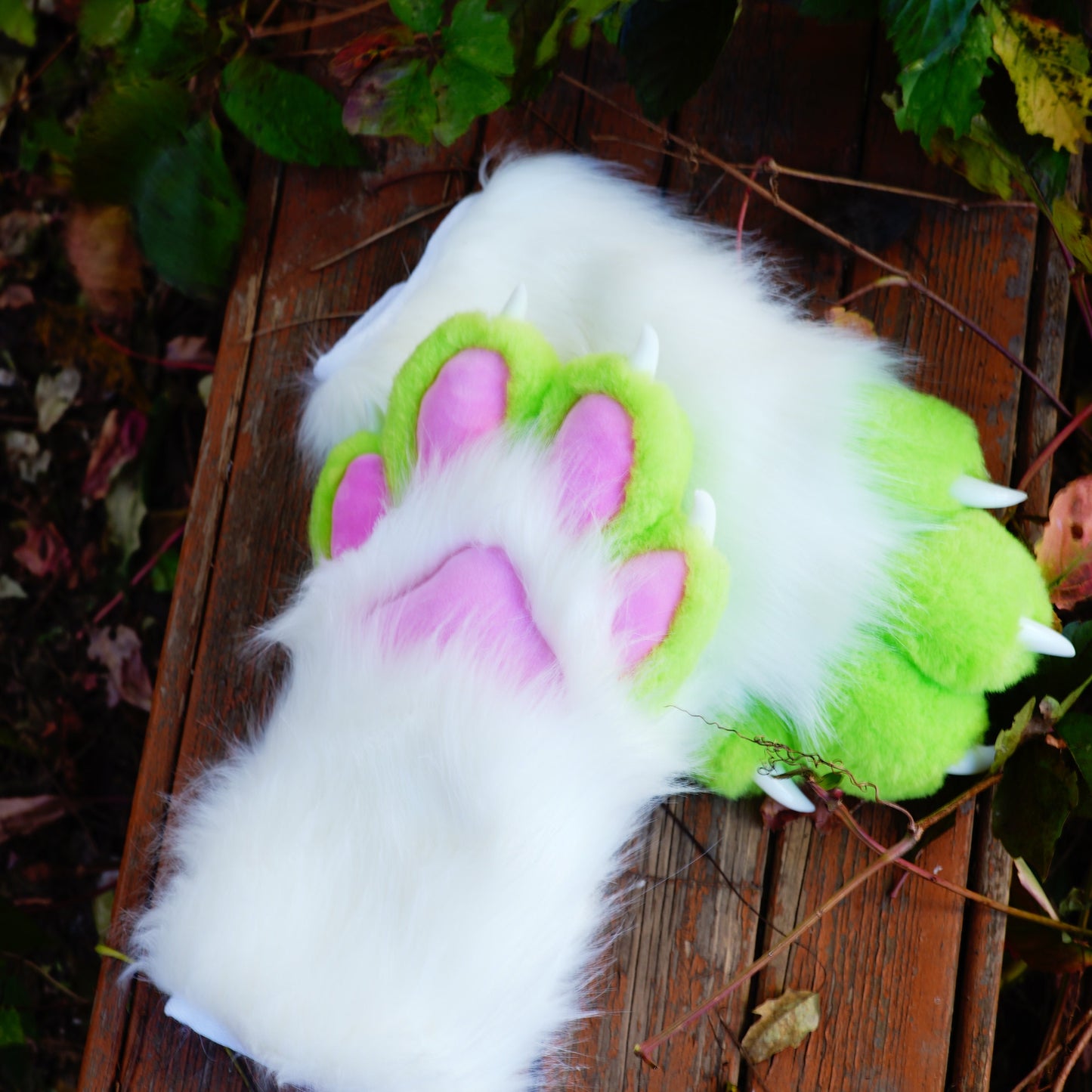 green and white fursuit paws, fursuit gloves, furry paws, Cat paws, elf paws, Realistic Faux Animal paws, cosplay furry, Halloween Costume