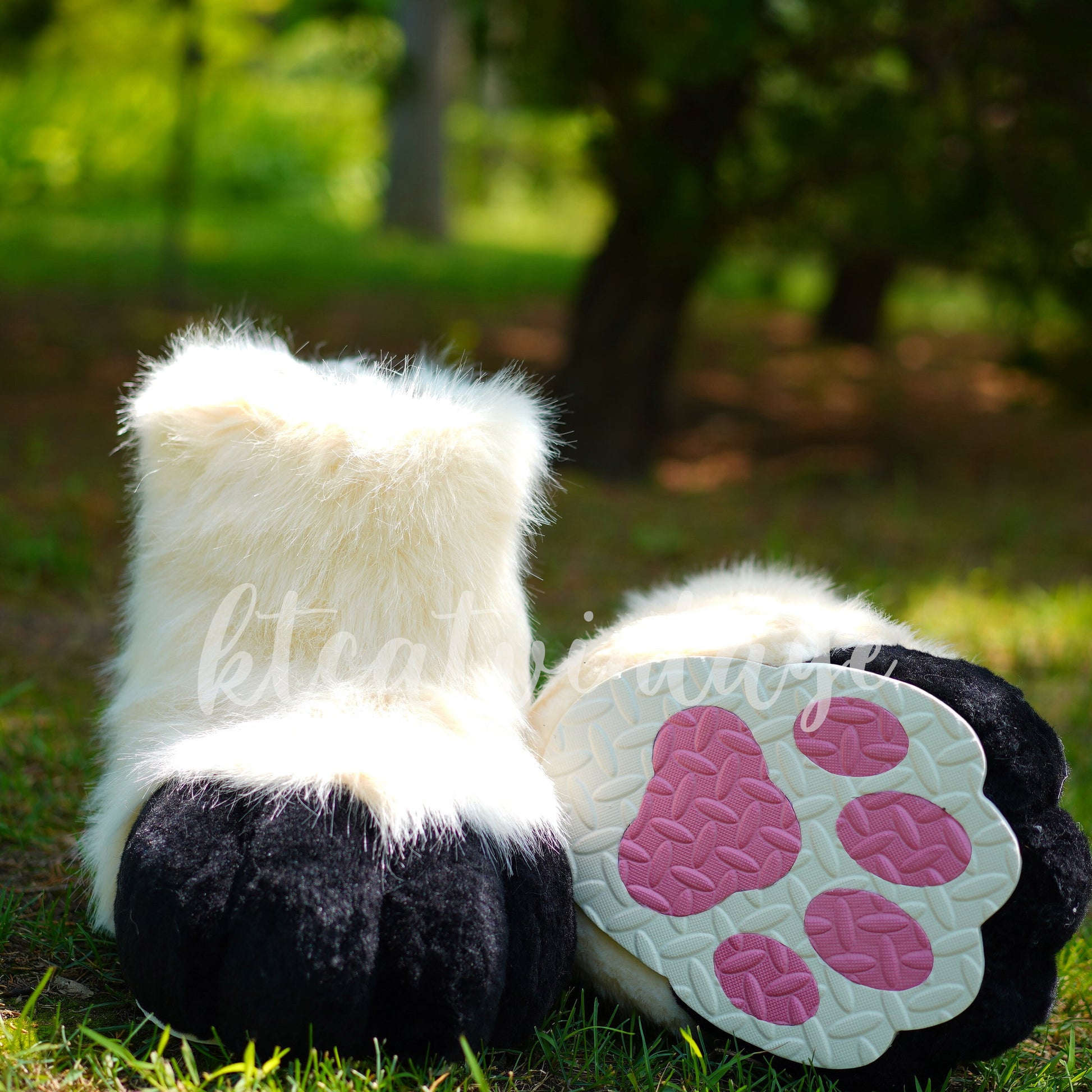 fursuit shoes white and black kemono toony kigurumi fursona kawaii outdoor feett paw shoes cosplay cat dog fox wolf bunny tiger furry