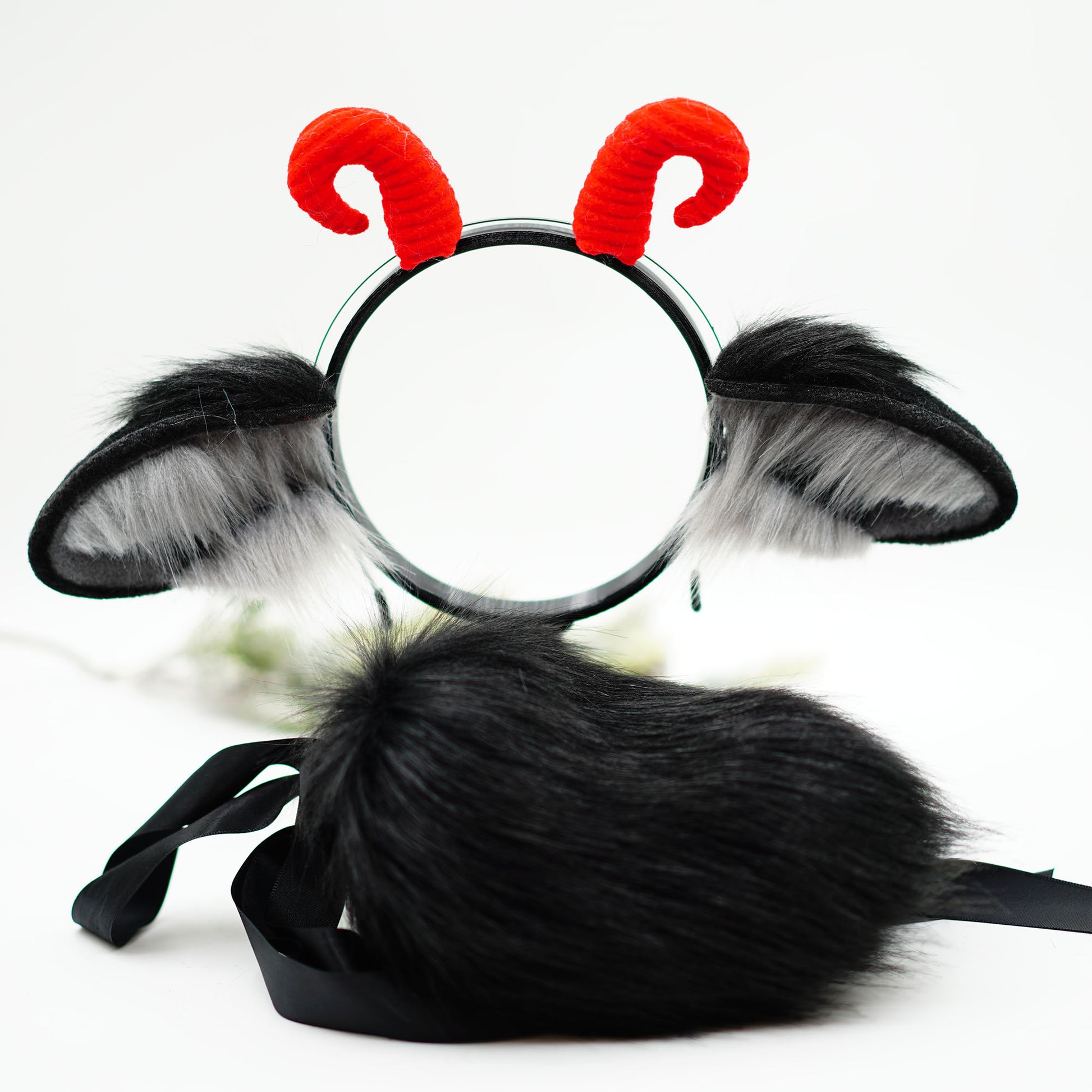 Black Goat ears, Sheep ears, cosplay Goat ears, Black sheep headband, Halloween cosplay, Halloween ears, lame Cosplay,game cosplay